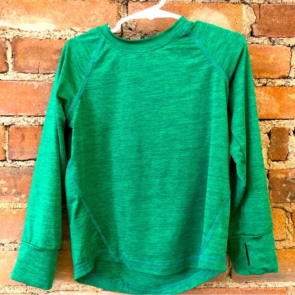 Primary brand LS green athletic tee EUC